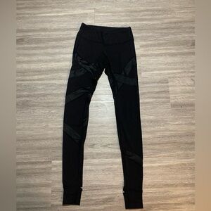 Lululemon Athletica Leggings - Size 6